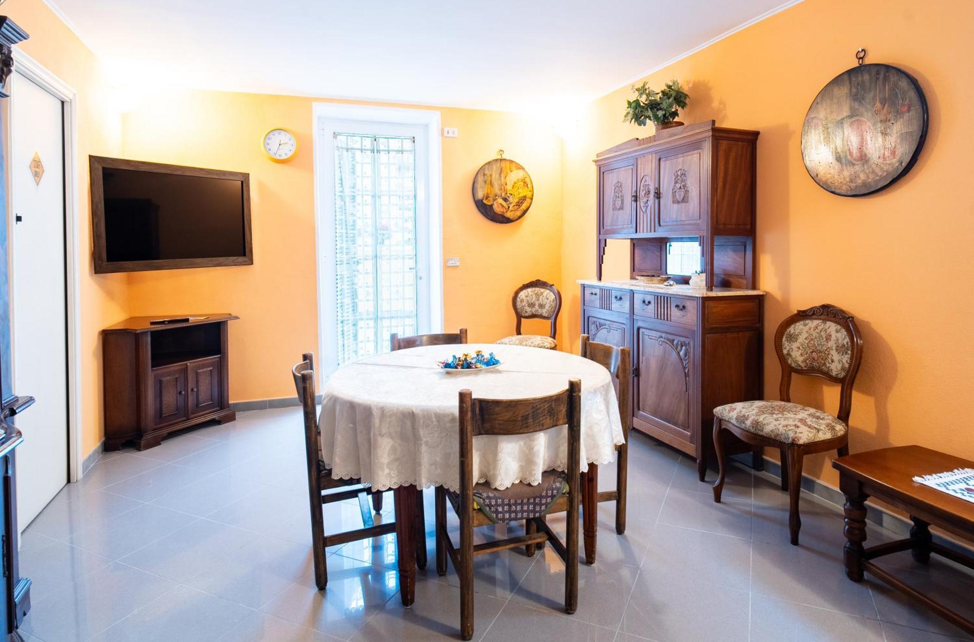 Casa Stefi Sunremo - Parcheggio Privato, 500 Mt Dalla Spiaggia 圣雷默 外观 照片